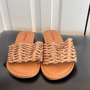 Unionbay Thread Tan Woven Sandals